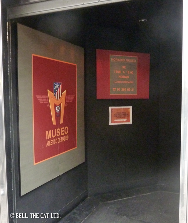 �A�g���`�R�}�h���[�h�@�@�~���[�W�A��