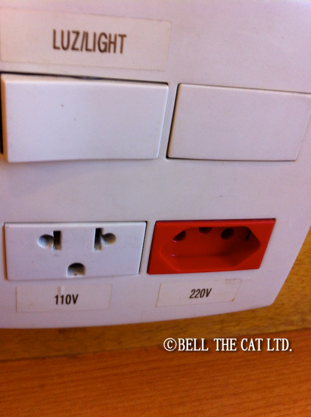 �u���W�����[���h�J�b�v�`�P�b�g