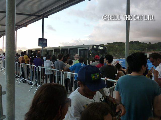 �u���W�����[���h�J�b�v�`�P�b�g