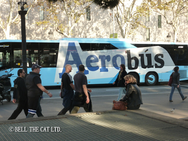 バルセロナ　空港バス