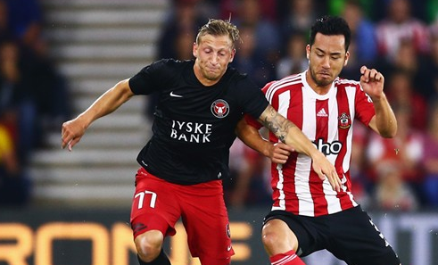 EL�ŋg�c����I��̓t���o��