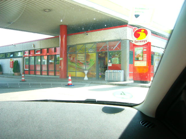 �h�C�c�Ń����^�J�[